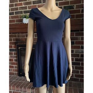 HOLLISTER Women's‎ & Flare Dress Navy Blue Short Knit V Neck Size S Mini Casual